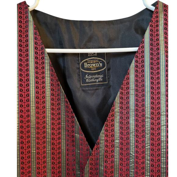 Men's Striped Red Vest - Picture 3 of 15